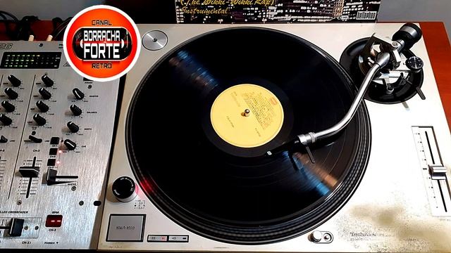 ? MÚSICAS dos ANOS 90 - LP MEGA HITS 4 (1990) INTERNACIONAL смотреть онлайн