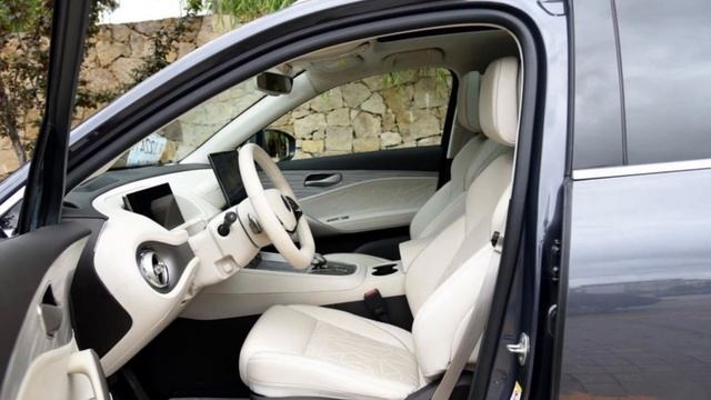 SUV "giá siêu rẻ" sắp bán tại Việt Nam, có những trang bị "xịn" chỉ có trên xe sang tiền tỷ | Xe 36 смотреть онлайн