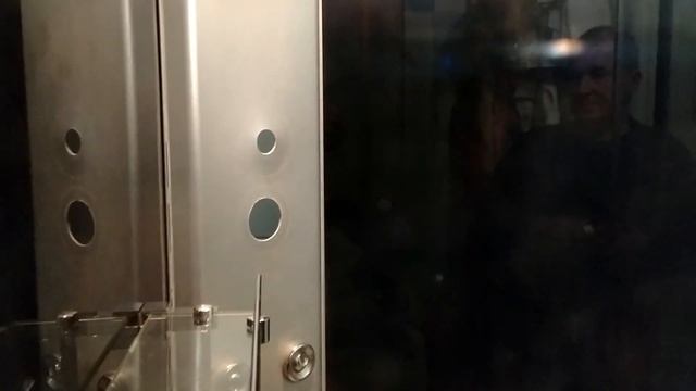 Замена смесителя в душевой кабине. смотреть онлайн