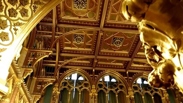 Inside Budapest's Parliament in Hungary смотреть онлайн