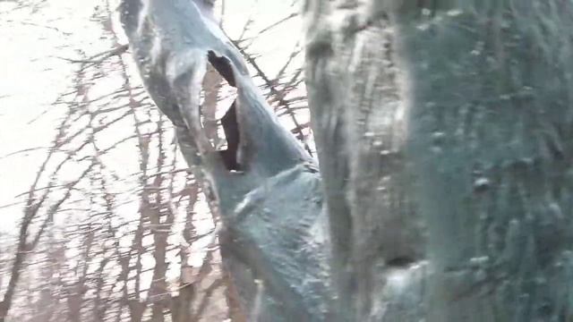 Кованая беседка из аэропорта-единственный уцелевший объект смотреть онлайн