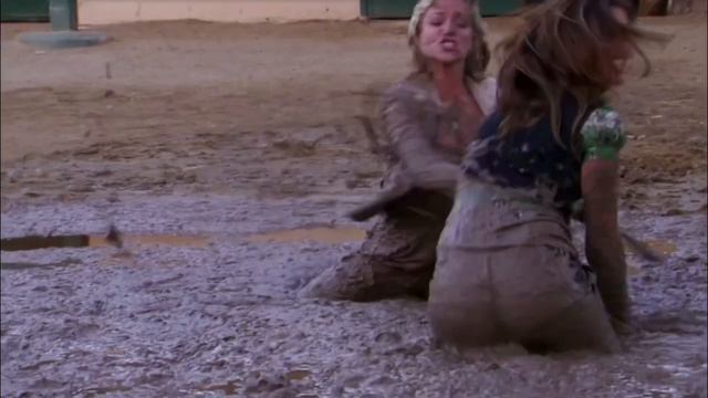 Catfight in Muddy Ranch 3 смотреть онлайн