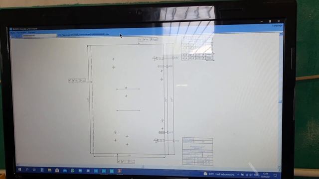 Раскрой ДСП на ЧПУ, кромление, сверление отверстий в торец в одном видео. смотреть онлайн