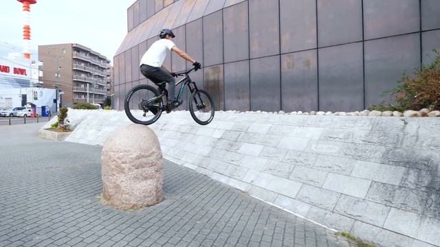 CHASE HER - Tomomi Nishikubo смотреть онлайн