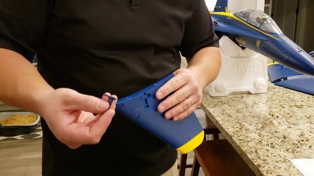 Horizon Hobby - F-18 80mm Blue Angels - Unbox, Build, Radio Setup, Maidens смотреть онлайн