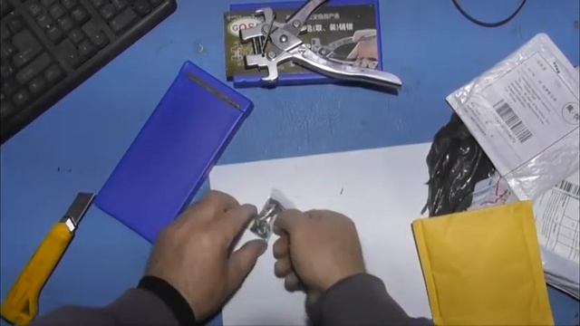 Плоскогубцы для демонтажа(Монтажа) штифта выкидных ключей ,чипы и штифты. смотреть онлайн
