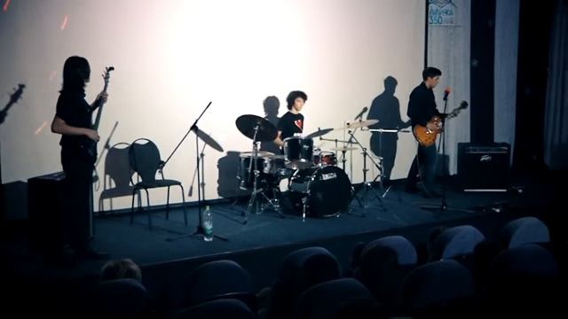 Ashurov Isay - War (Live, Author`s) смотреть онлайн