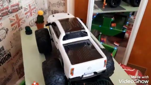 RC Mercedes-Benz X-Class 1.10 carbon x смотреть онлайн