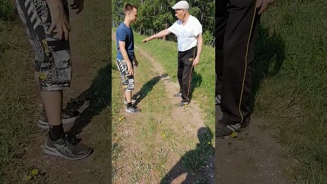 Бокс. Удар в корпус с переводом на голову 858 смотреть онлайн