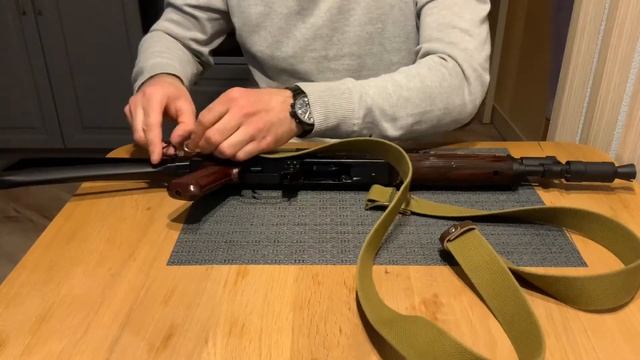 Как установить армейский ремень на АК смотреть онлайн