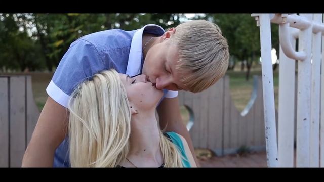 Дорогим родителям посвящается... смотреть онлайн