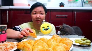 Мукбанг СЛОЕНАЯ, Рассыпчатая Самса./ Как я столько ЕМ и продолжаю ХУДЕТЬ?/Mukbang Flaky, Loose Sams