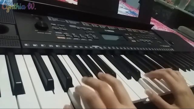 Yamaha PSR-E263 - Scarborough Fair - piano cover смотреть онлайн