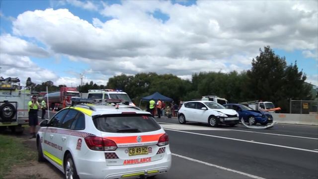 Truck MVA Multiple cars 5 February 2015 - Kelso смотреть онлайн