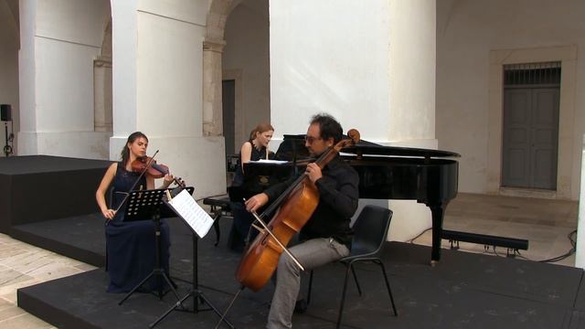 Clementi - Casella Trio D-dur op.28 N2 - Trio "Gioconda de Vito" смотреть онлайн