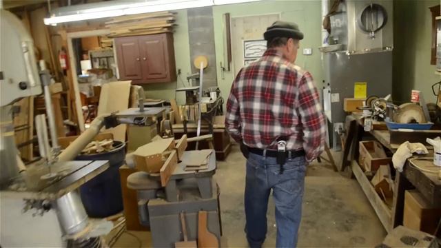 David Ray Pine's Woodworking Workshop Tour смотреть онлайн