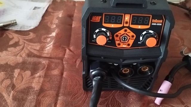 Сварочный полуавтомат Vniissok MIG 205