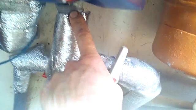 Бытовые хитрости.Солнечный водонагреватель своими руками 2. Солнечный коллектор. смотреть онлайн