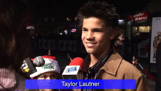 Holiday Flashback - Cheaper By the Dozen 2 Premiere смотреть онлайн