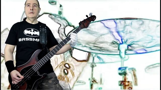 My Chemical Romance - Mama [Bass Cover] смотреть онлайн