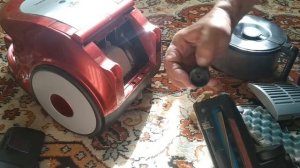 Если пылесос греется и не "тянет". Причины плохой работы пылесоса.