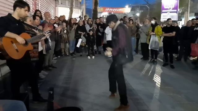 Iranian Girls Dance On The Sidewalk|happiness In The Iranian New Year|رقص و شادی در ایران