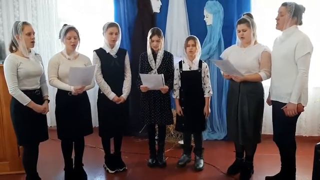 Рік пройшов так швидко й непомітно смотреть онлайн