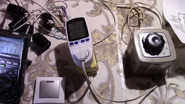 Светодиодная лампа Philips 13W 6500K E27 . смотреть онлайн