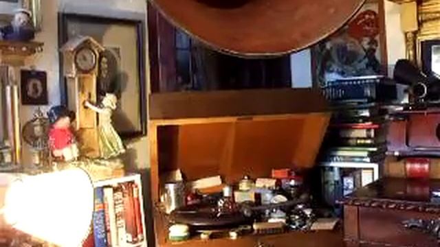 "Moe poseidnee" Tango (Oscar Strock) Sung in Russian by Peter Lescenko смотреть онлайн