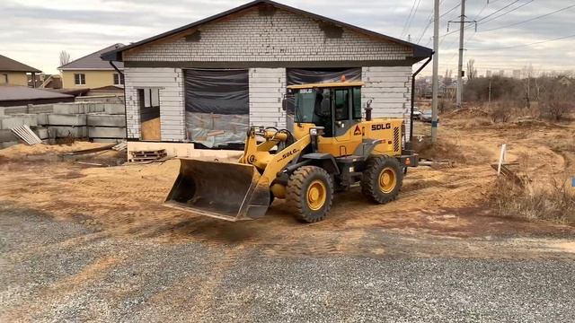 Отсыпка участка. Выравнивание участка SDLG 936. смотреть онлайн