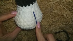 Мастер-класс по вязанию котика Тима из плюшевой пряжи.Часть 1 ( вязание ножек и ручек)