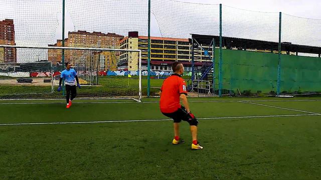 УДАРЫ СЛЁТА. КТО ПЕРВЫЙ ЗАБЬЕТ смотреть онлайн