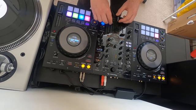 Pop Hip Hop Minimix *4 minute quick mix* [Rekordbox 5 DDJ 800] смотреть онлайн