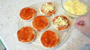 Мини-ПИЦЦА за 2 МИНУТЫ в МИКРОВОЛНОВКЕ / Как Сделать?/ Очень Вкусно!!  ПРОСТОЙ Рецепт