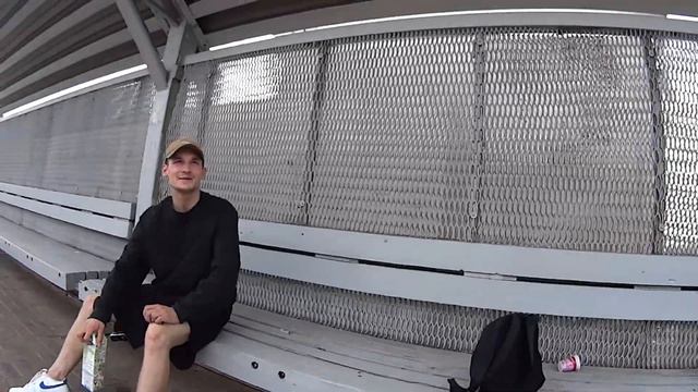 Прыжок с парашюта, встреча с братцем, горячие сланцы смотреть онлайн