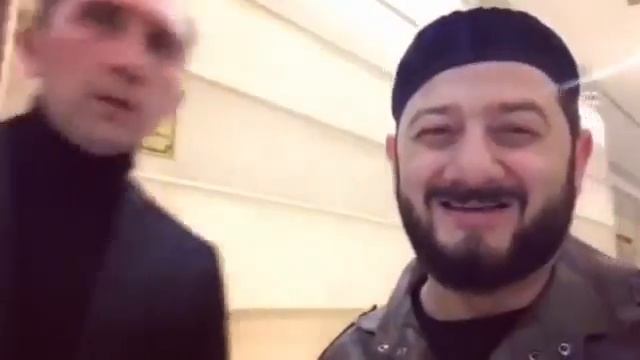 Галустян сняли шуточный видеответ смотреть онлайн