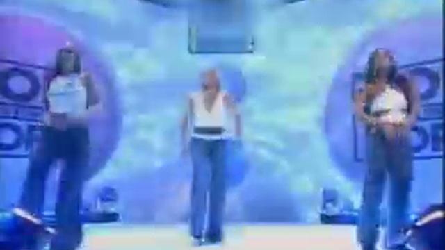 Ian Van Dahl - Castles in The Sky (Live TOTP 2001 - Exclusive) смотреть онлайн