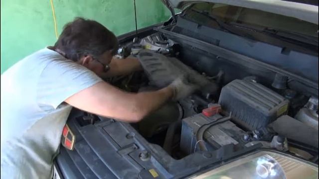 Идеальная замена масла в двигателе Geely Emgrand X7 смотреть онлайн