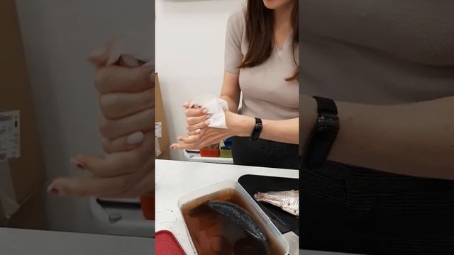 Пробуем на вкус маринованную рыбу после субботнего МК смотреть онлайн