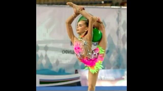 Rhythmic Gymnastics Music-We No Speak Americano