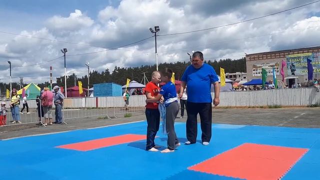 Корэш Филипп Казаков и Евгений Бузмаков смотреть онлайн