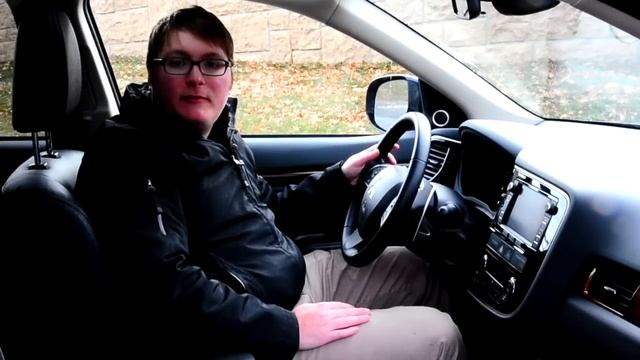 IHS Auto Reviews: 2014 Mitsubishi Outlander GT смотреть онлайн