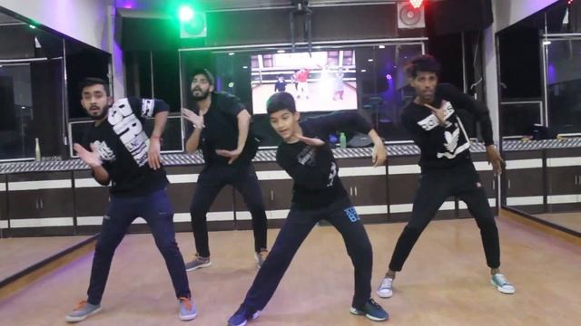 She Move It Like | Badshah | Easy Dance Steps For Boys | Choreography Step2Step Dance Studio