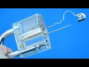 Как открыть Замок за 10 секунд с помощью английской булавки