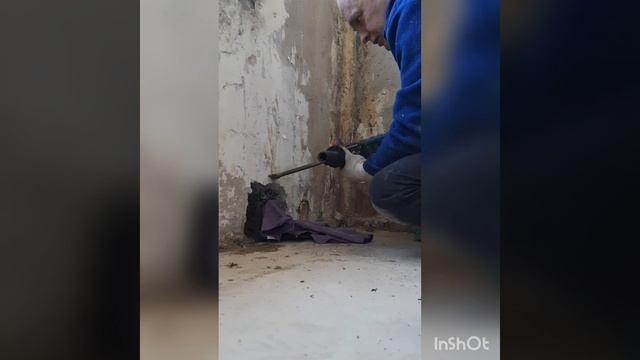 Нарезка резьбы электроклуппом. смотреть онлайн