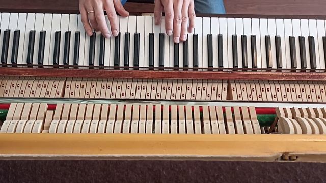 Пианино Petrof, модель 