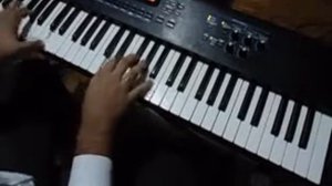 PIANO ROLAND JUNO D
