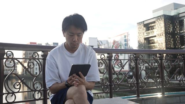 iPad mini 6とMacBook Air M2で週末ワーケーション in 福岡 смотреть онлайн