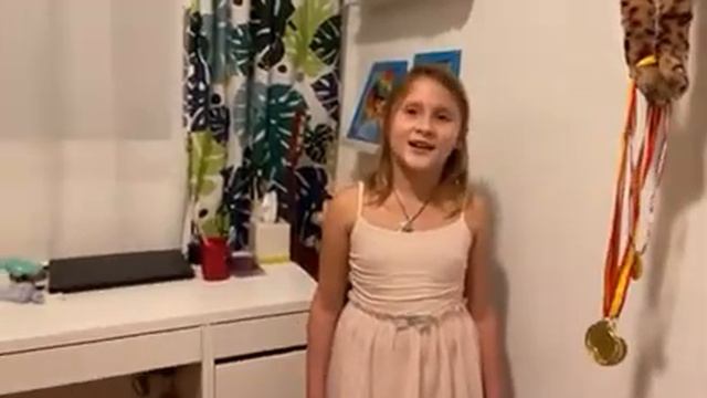 муз. А. Ермолов, сл. А. Бочковская «Осенний джаз» исп. Мария Лаврова смотреть онлайн