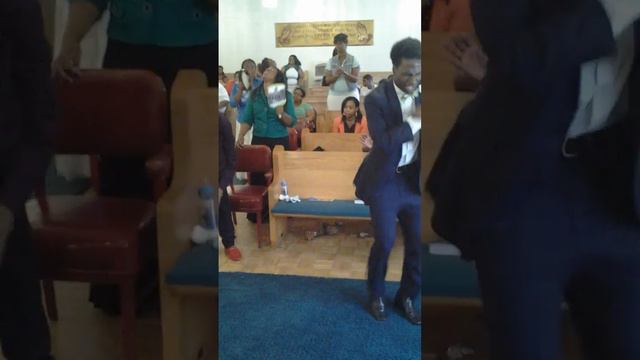 I Know He's Able Prt 2 Praise break смотреть онлайн